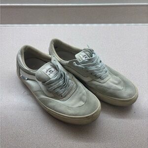 Vans Men's Cream Sneakers